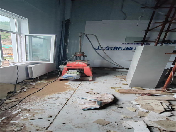 岐山地基基础下沉墙体裂缝加固注浆顶升施工